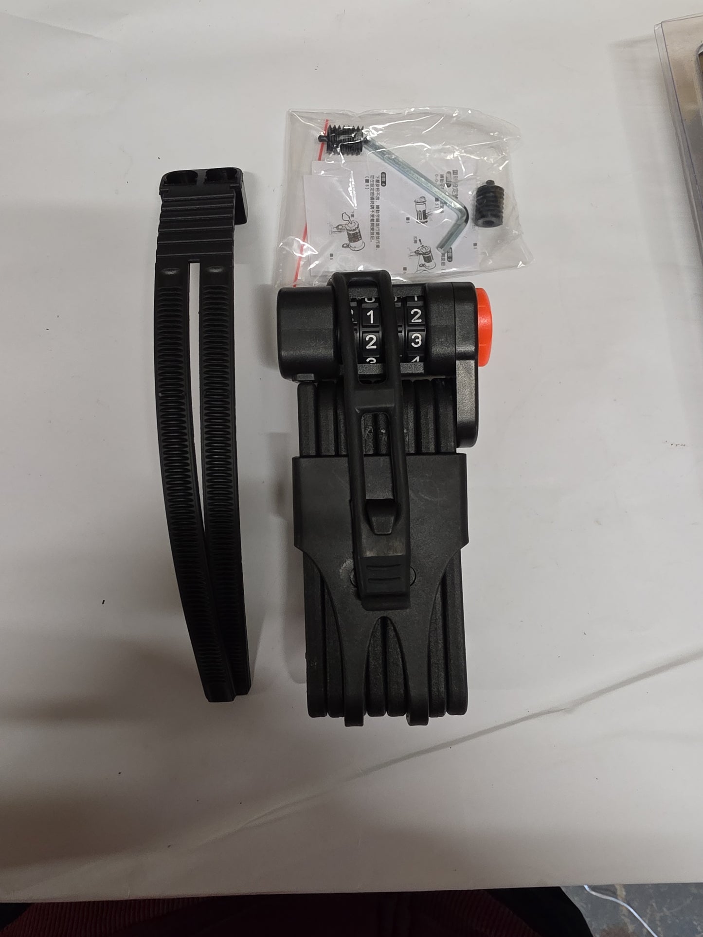 Heavy Duty Bike Combination Lock And Mounting case. Bike lock